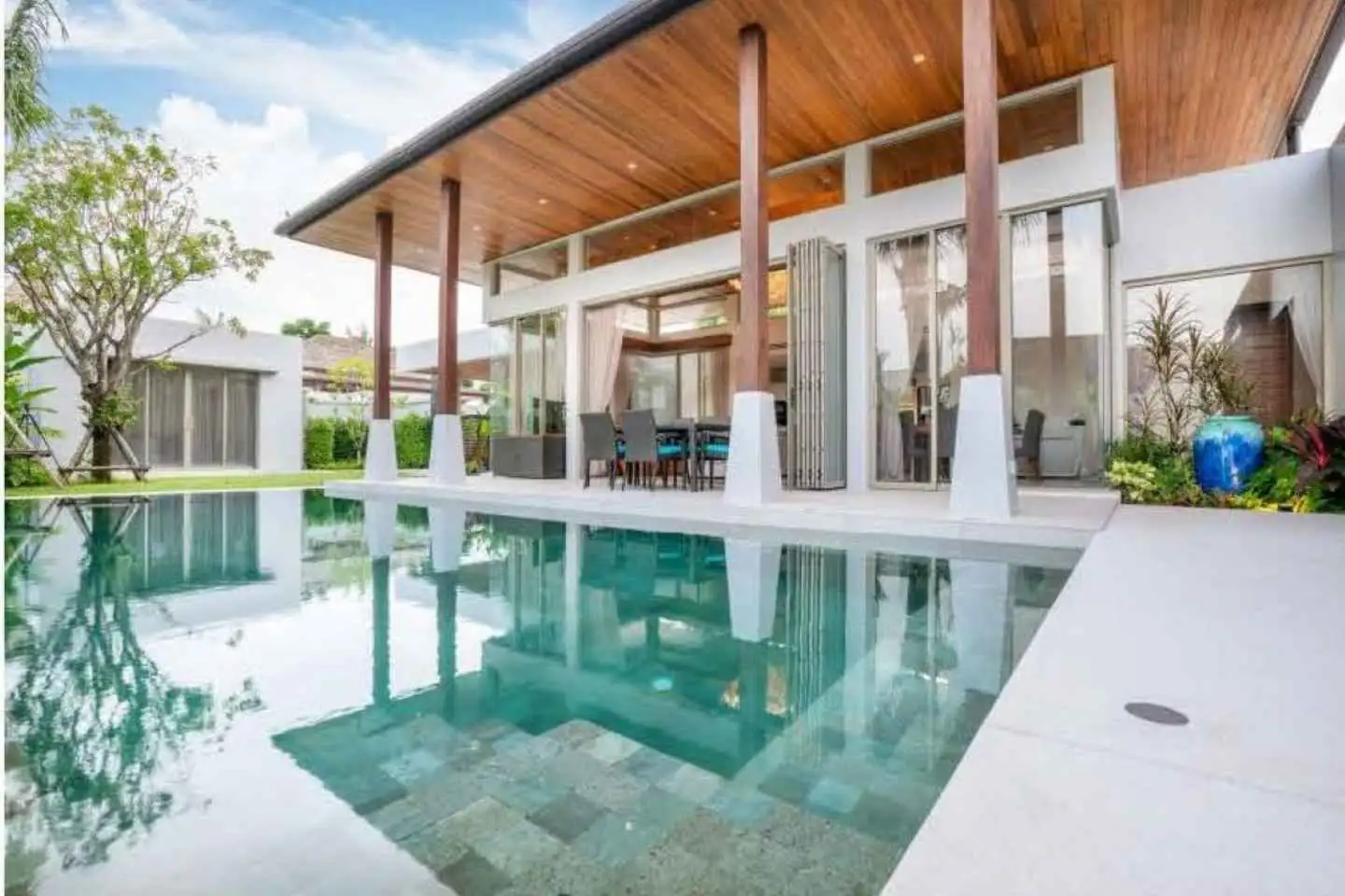 Botanica Hillside – 4 Bedroom - Photo 6