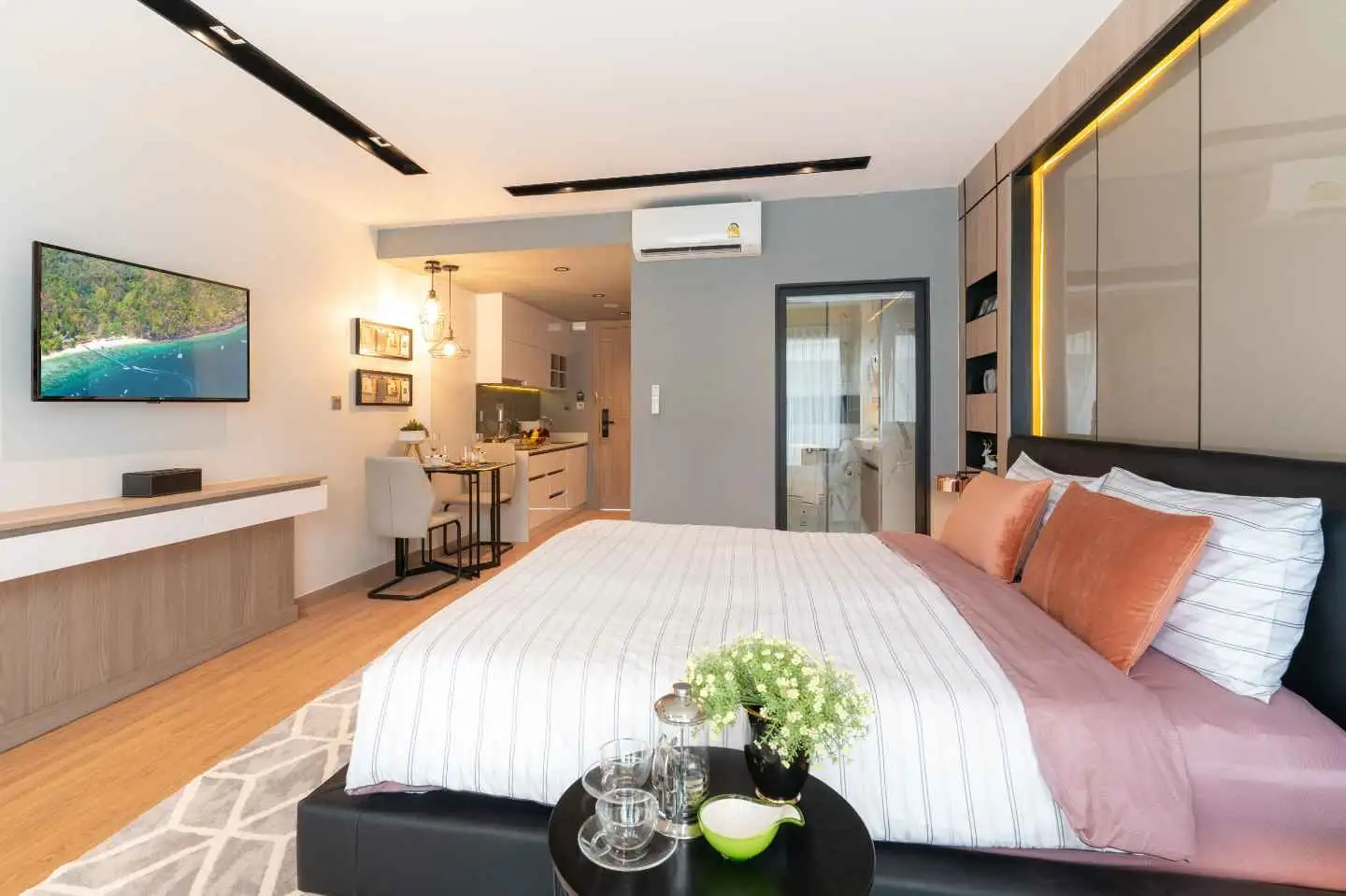 Interior view of VIP Karon - Sea View Studio