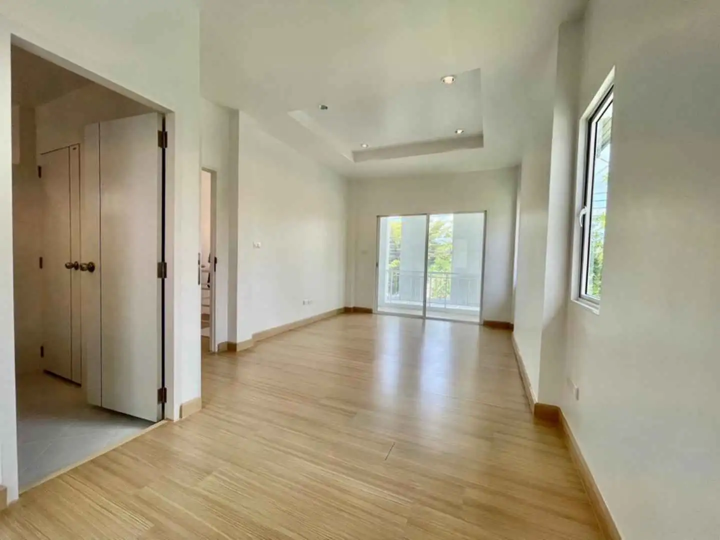 Interior view of Renovated 3 Bedroom House For Sale In Paklok