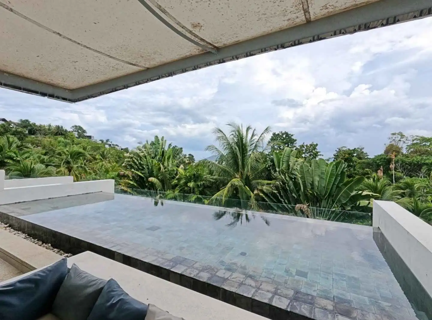 Sea View Luxury Apartment For Sale in Alanna Yamu