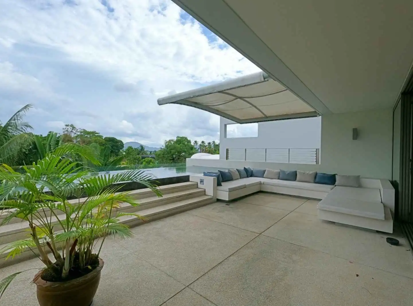View from Sea View Luxury Apartment For Sale in Alanna Yamu