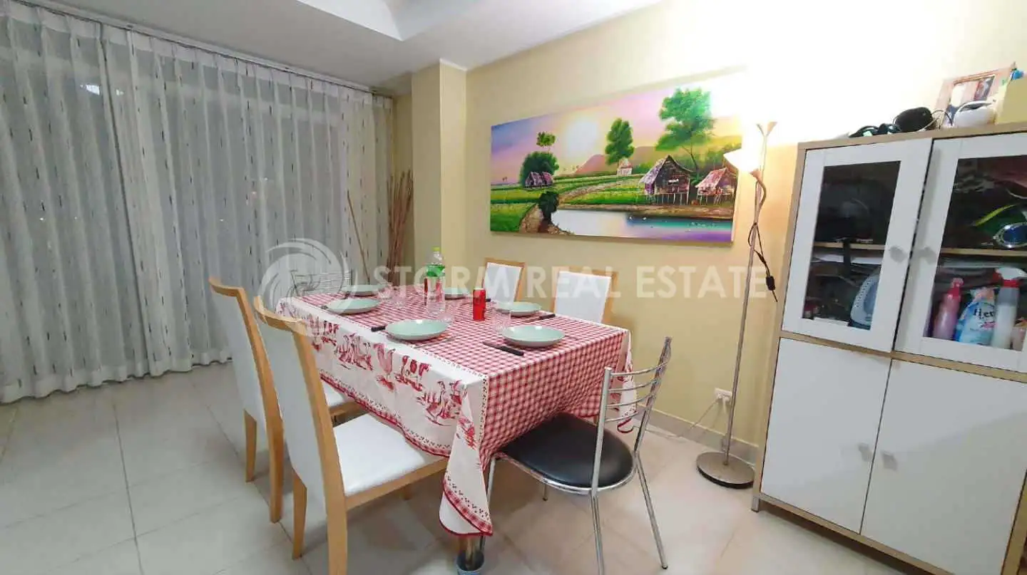 Interior view of 2 Bedroom Foreign Freehold Condo In Patong Loft