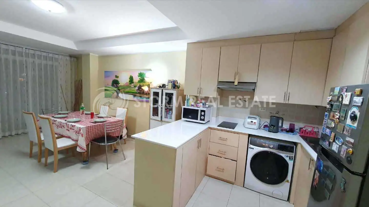 Interior view of 2 Bedroom Foreign Freehold Condo In Patong Loft