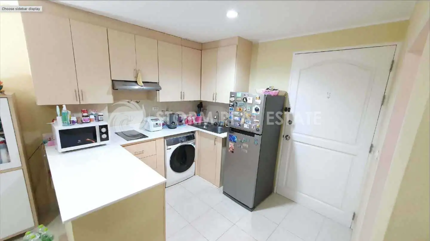 Interior view of 2 Bedroom Foreign Freehold Condo In Patong Loft