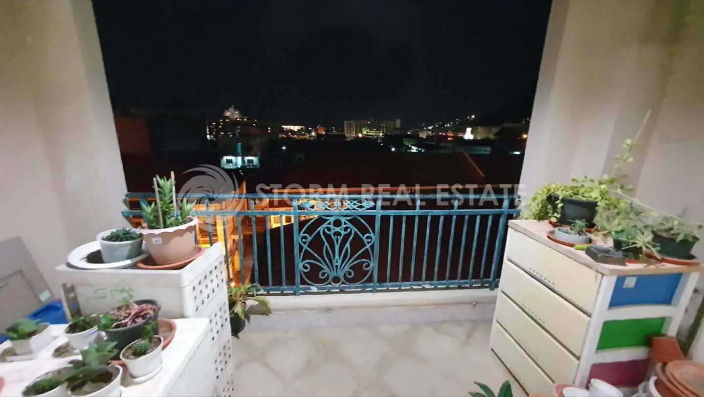 Interior view of 2 Bedroom Foreign Freehold Condo In Patong Loft