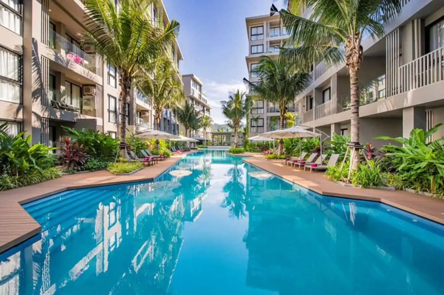Diamond Condo - 2 Bedroom Penthouse