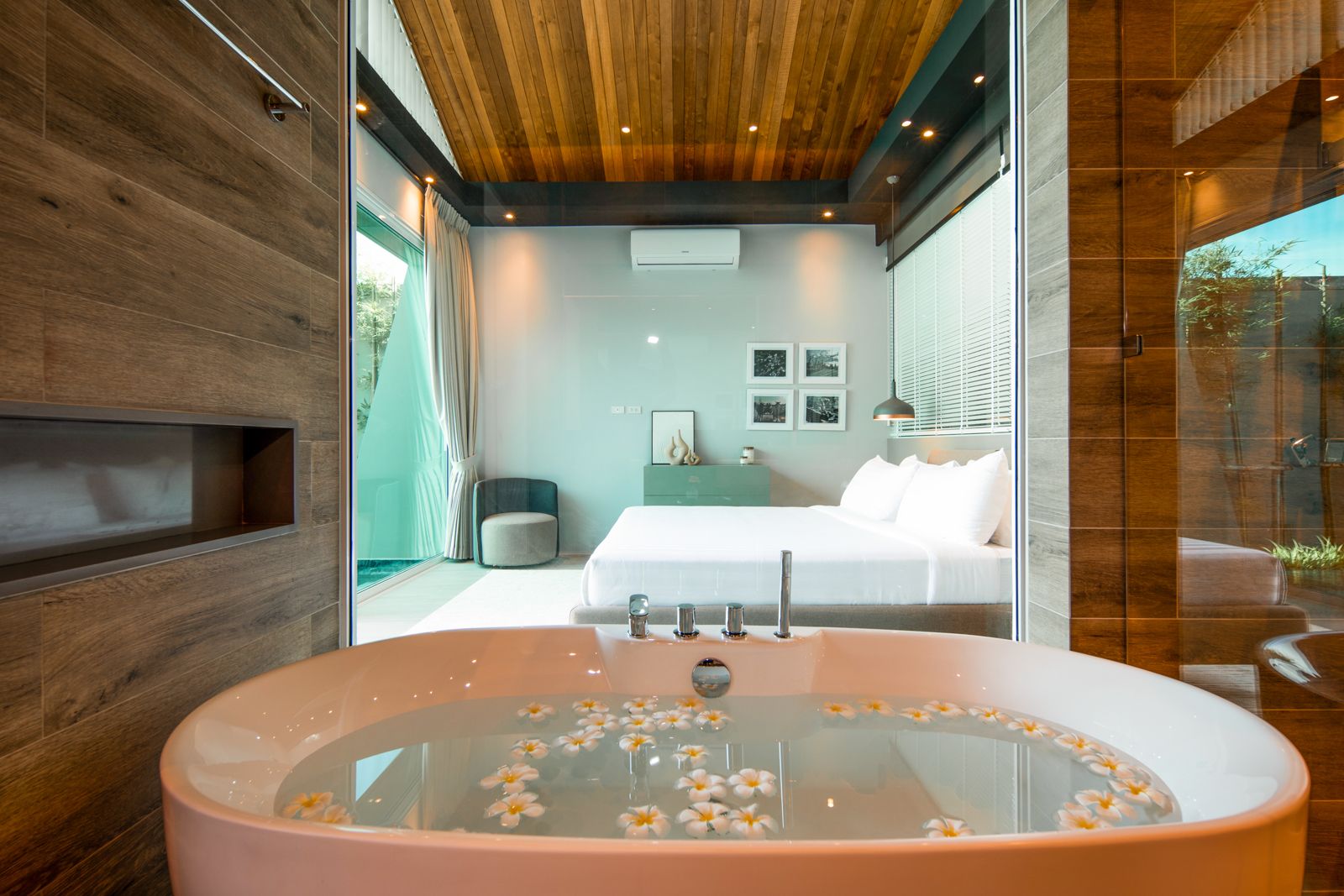 Interior view of Villa Sunpao Rawai - 4 Bedroom