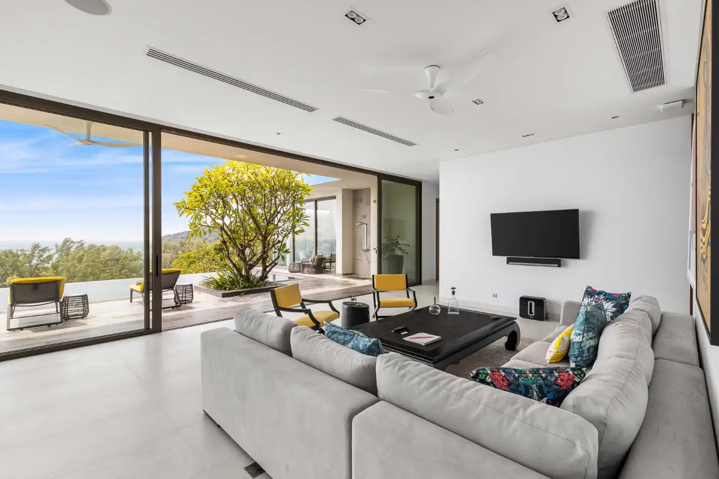 Interior view of 4 Bedroom Penthouse in Malaiwana for Sale