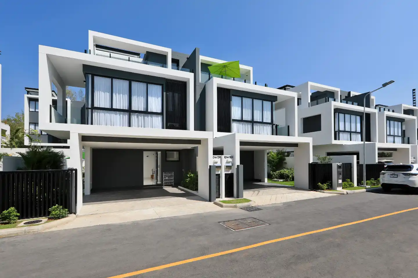 3 Bedroom Resale Townhouse In Laguna Park Phuket - Photo 3