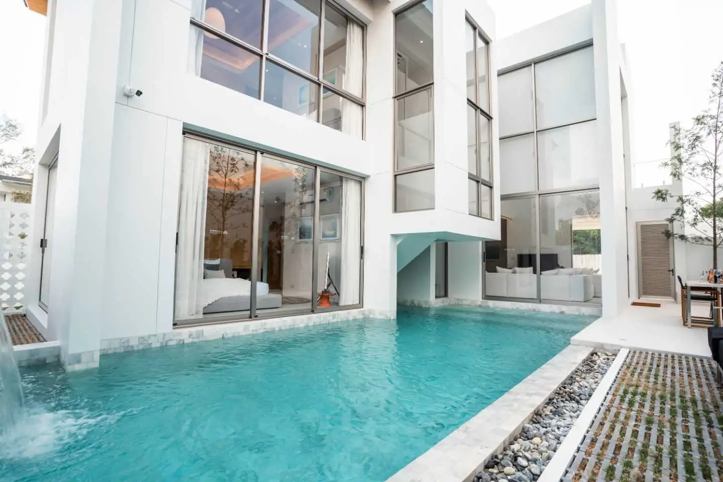 Exterior view of Wallaya Lux Pride, Pasak, Cherngtalay - Phuket