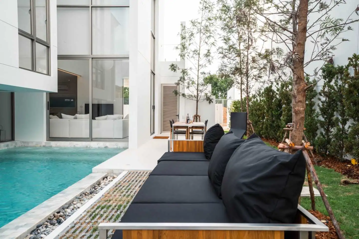 Exterior view of Wallaya Lux Pride, Pasak, Cherngtalay - Phuket