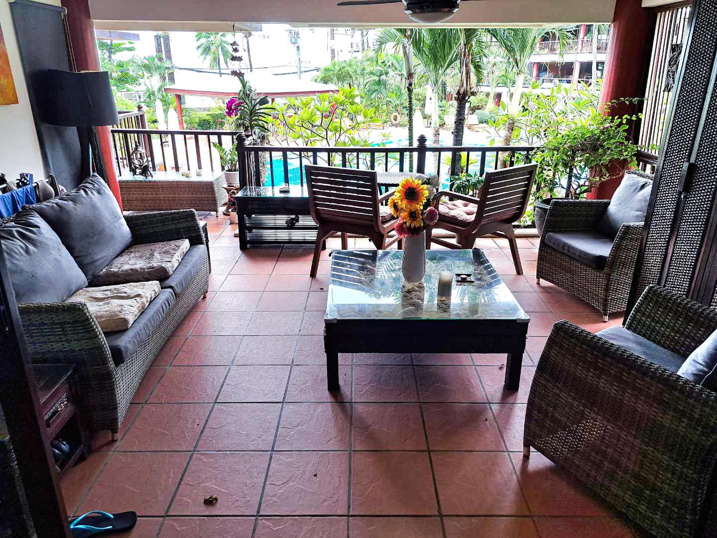 2 Bedroom Freehold Sea View Apartment In Kalim Residence For Sale - Photo 3
