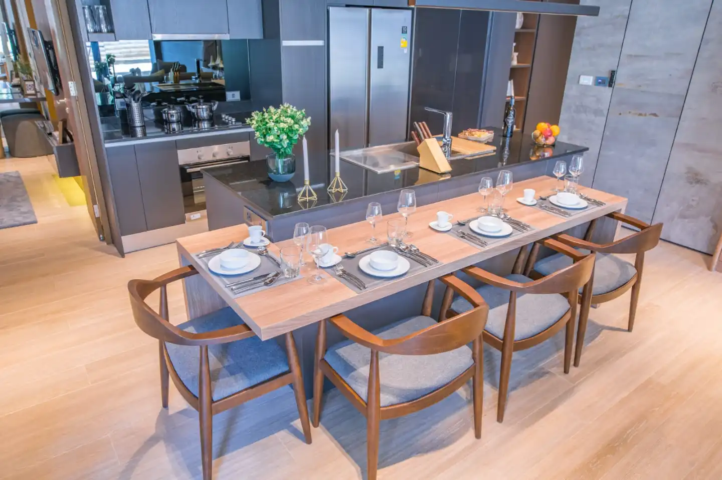 Interior view of Bright Condo - 2 Bedroom Duplex Penthouse