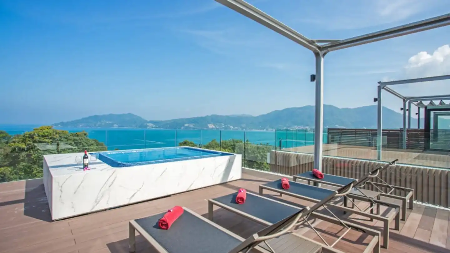 Bluepoint Condo - 3 Bedroom Penthouse