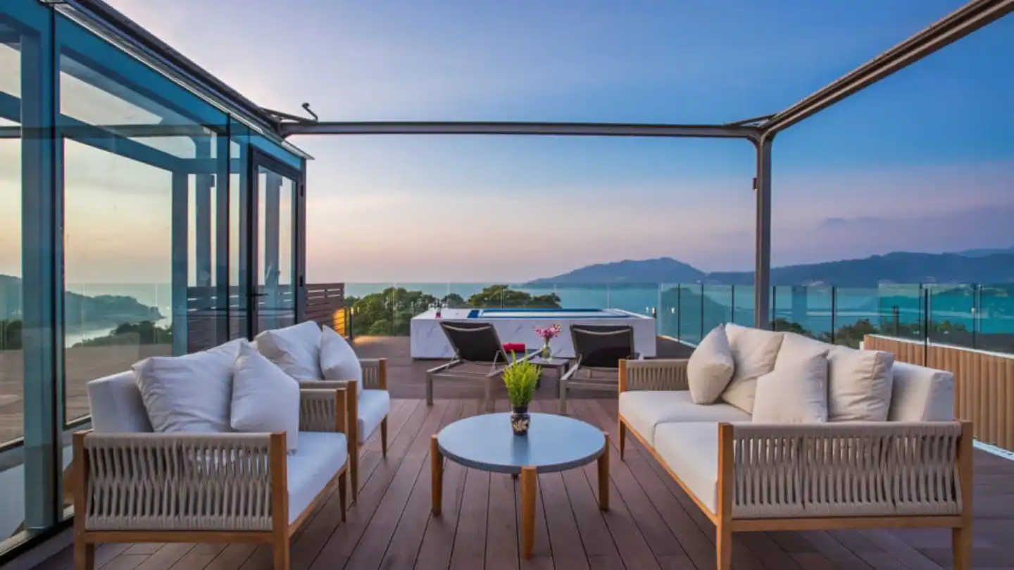 Interior view of Bluepoint Condo - 3 Bedroom Penthouse