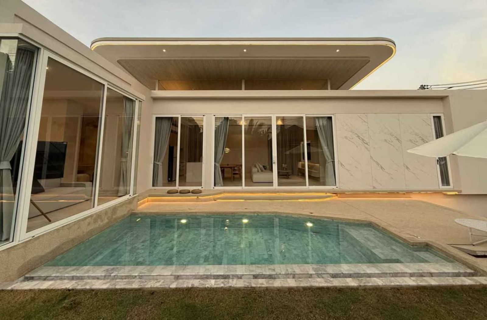 Charn Pool Villas