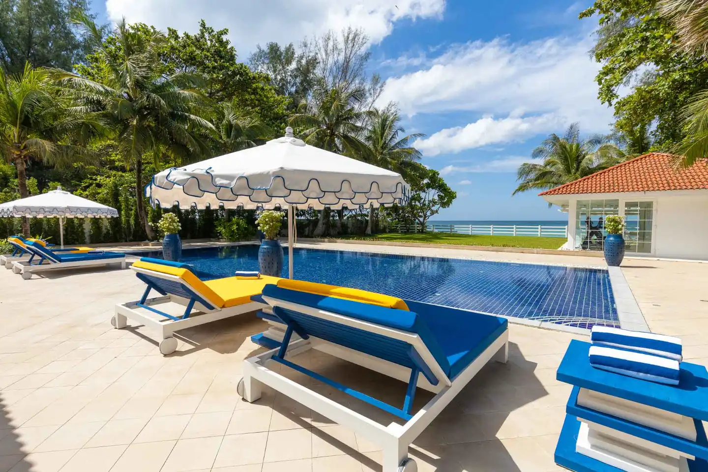 Carpe Diem Villa - Absolute Beachfront Mansion for Sale in Natai Beach - Photo 3