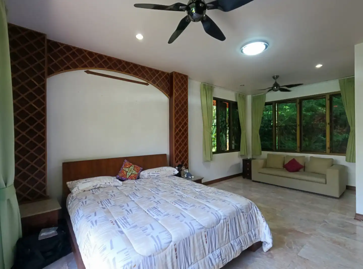 Interior view of 4 Bedroom Resale Villa Near Big Buddha