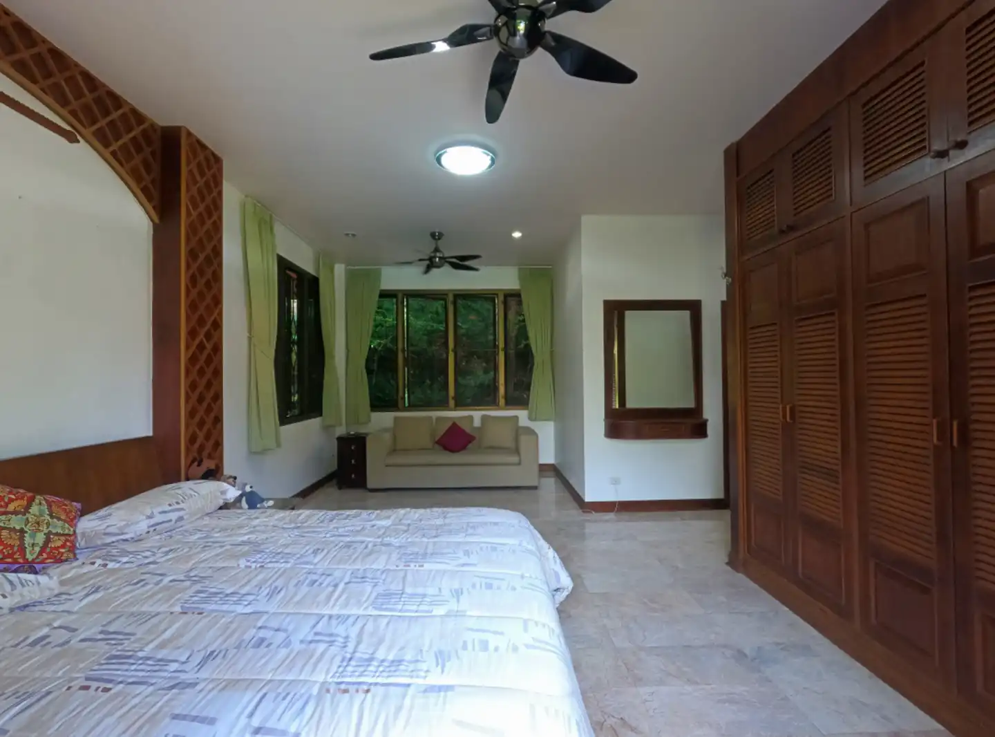 Interior view of 4 Bedroom Resale Villa Near Big Buddha