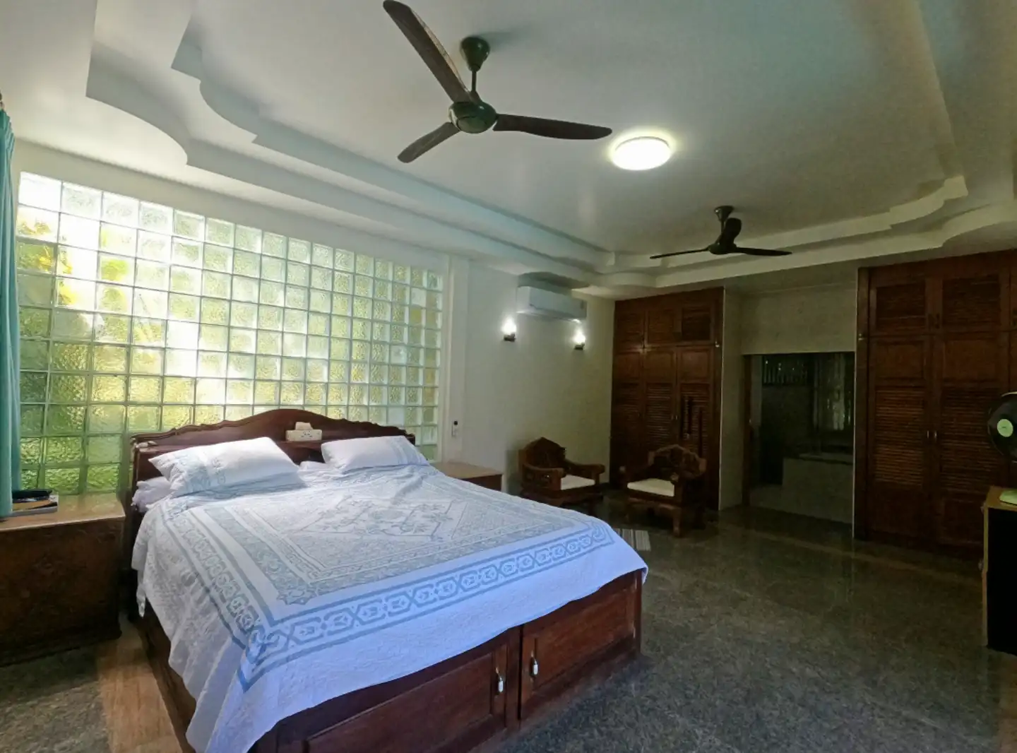 Interior view of 4 Bedroom Resale Villa Near Big Buddha