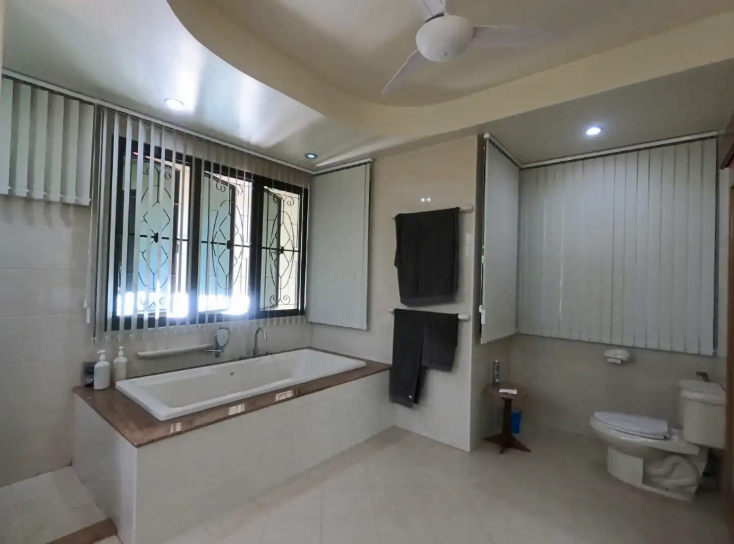 Interior view of 4 Bedroom Resale Villa Near Big Buddha