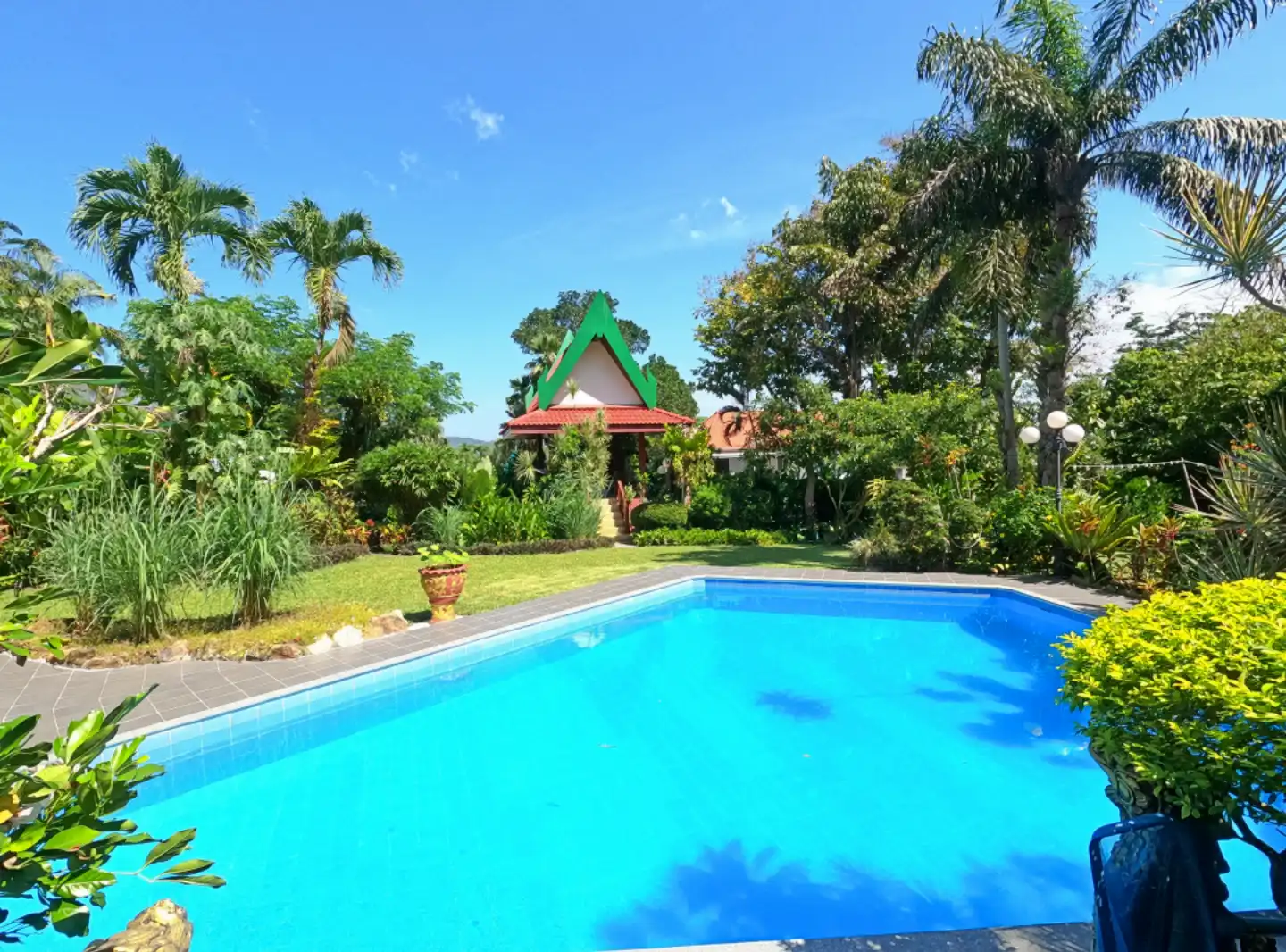 Interior view of 4 Bedroom Resale Villa Near Big Buddha