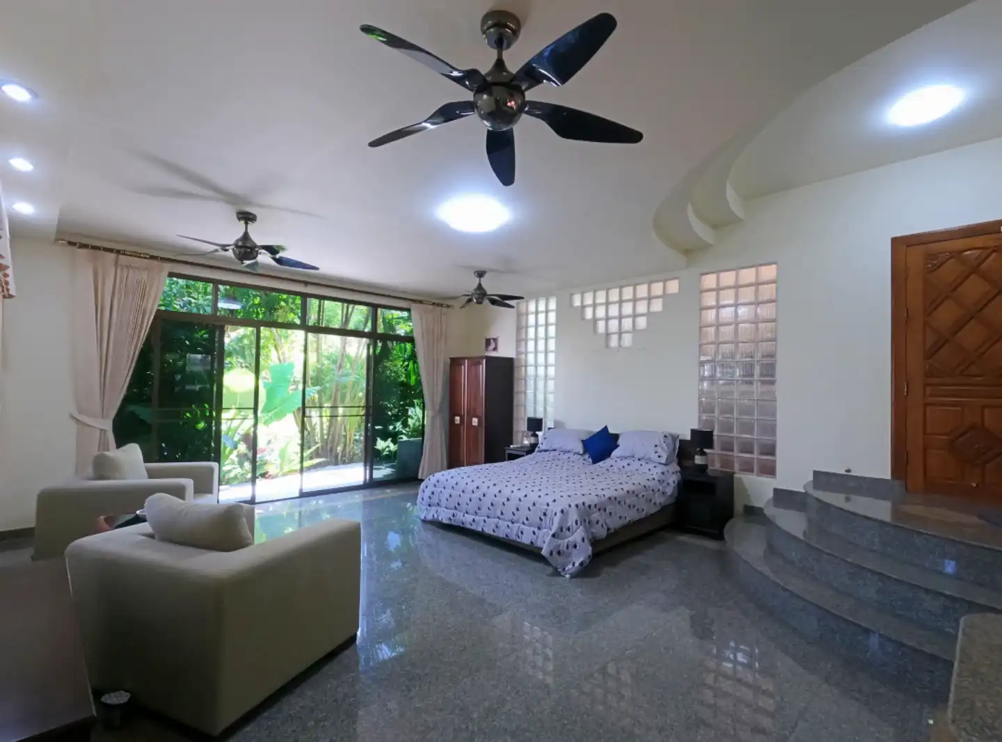 Interior view of 4 Bedroom Resale Villa Near Big Buddha