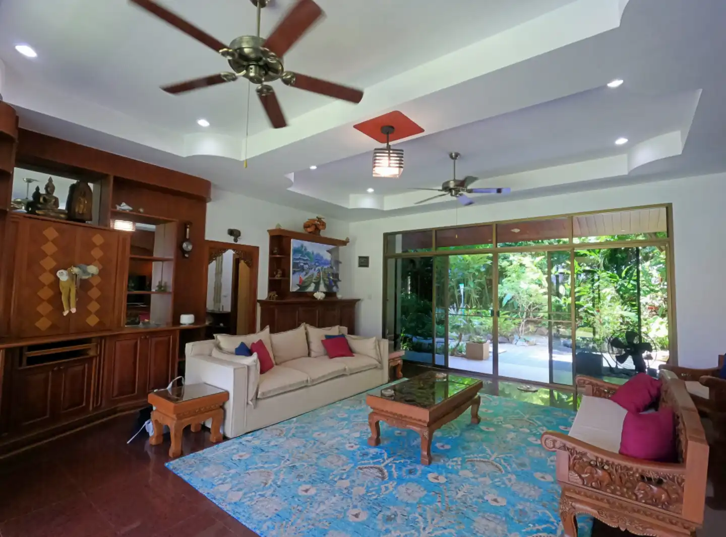 Interior view of 4 Bedroom Resale Villa Near Big Buddha
