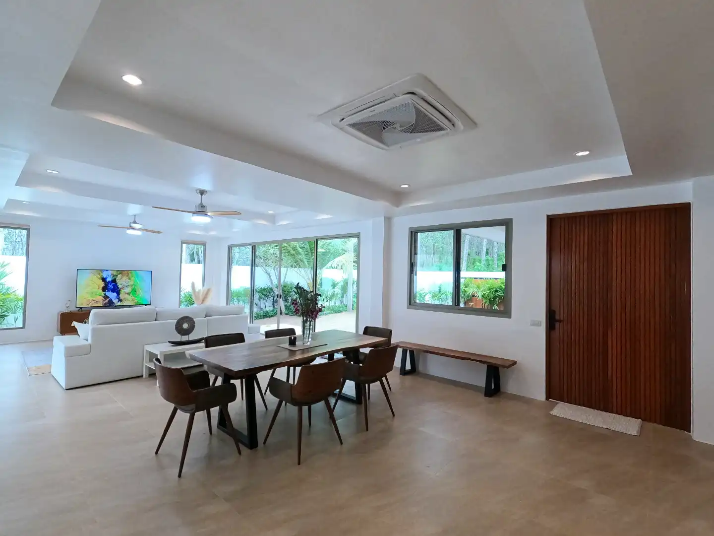 Interior view of 3 Bedroom Renovated Villa in Paklok
