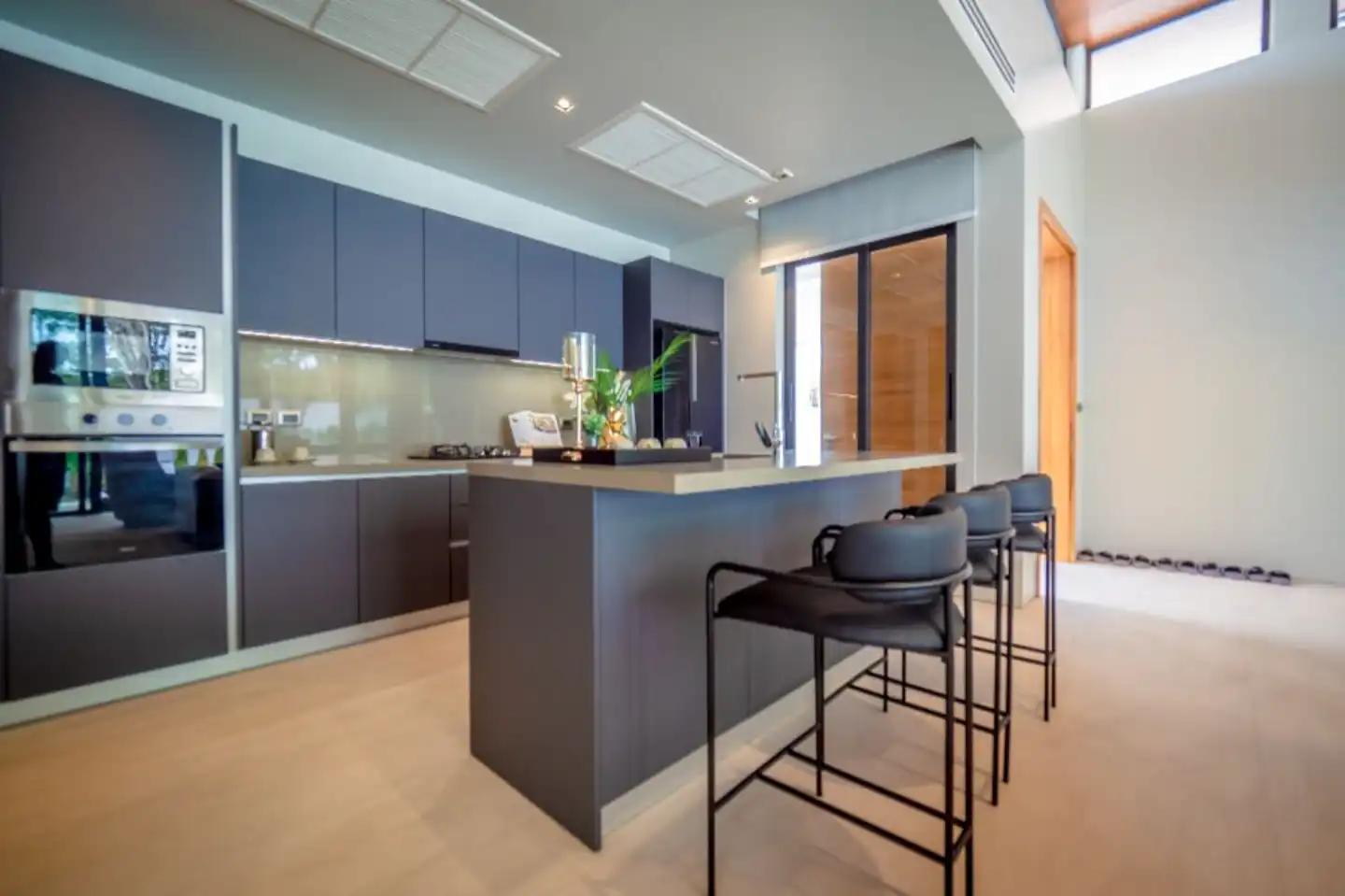 Botanica Modern Loft 3-Bedroom Resale from Private Owner - Photo 14
