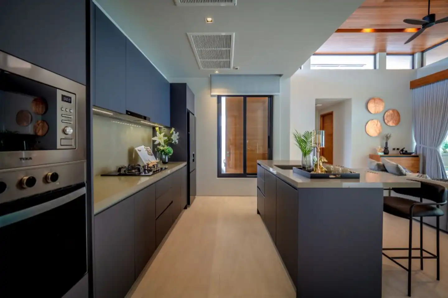 Botanica Modern Loft 3-Bedroom Resale from Private Owner - Photo 16