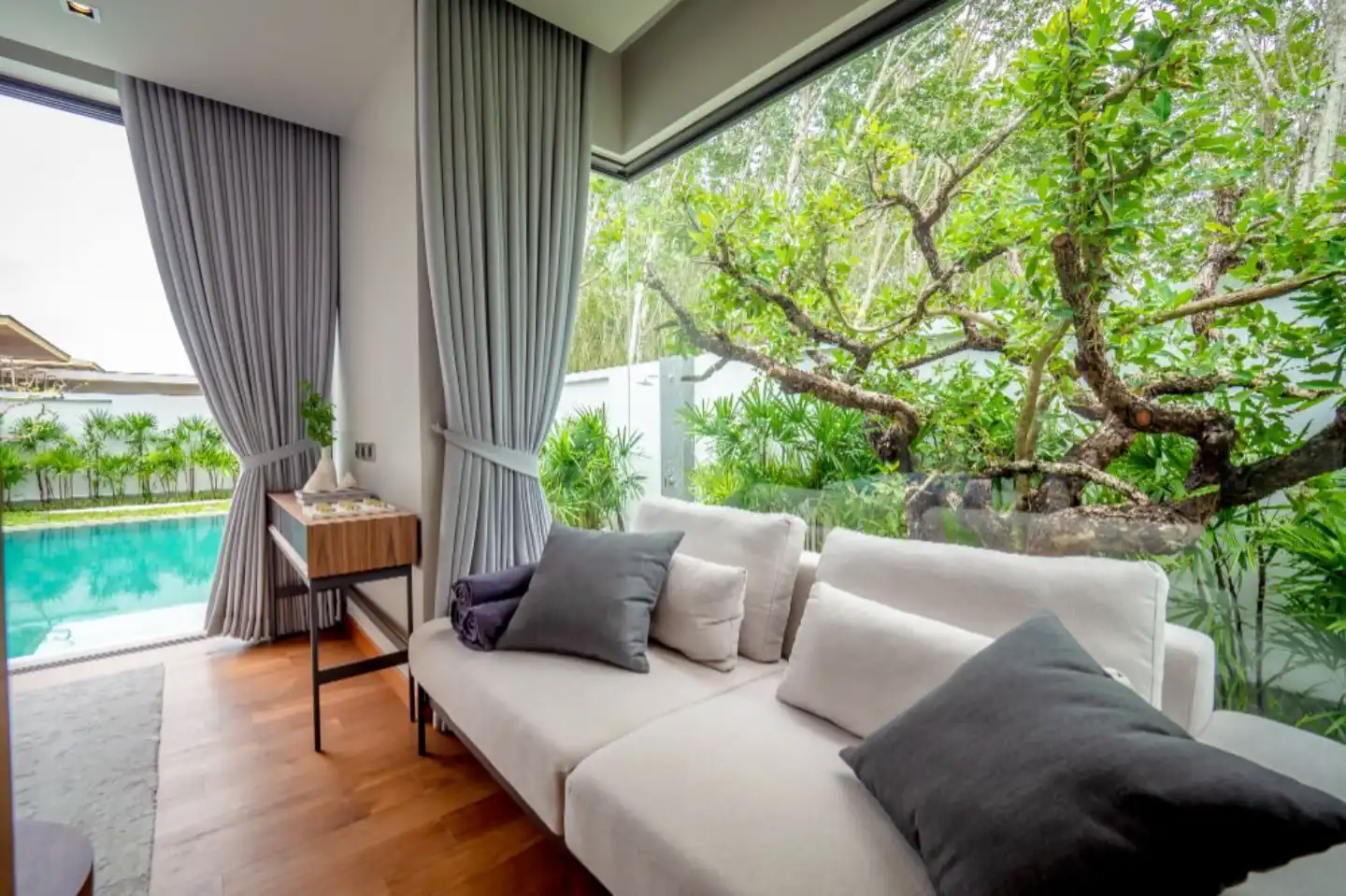 Botanica Modern Loft 3-Bedroom Resale from Private Owner - Photo 20