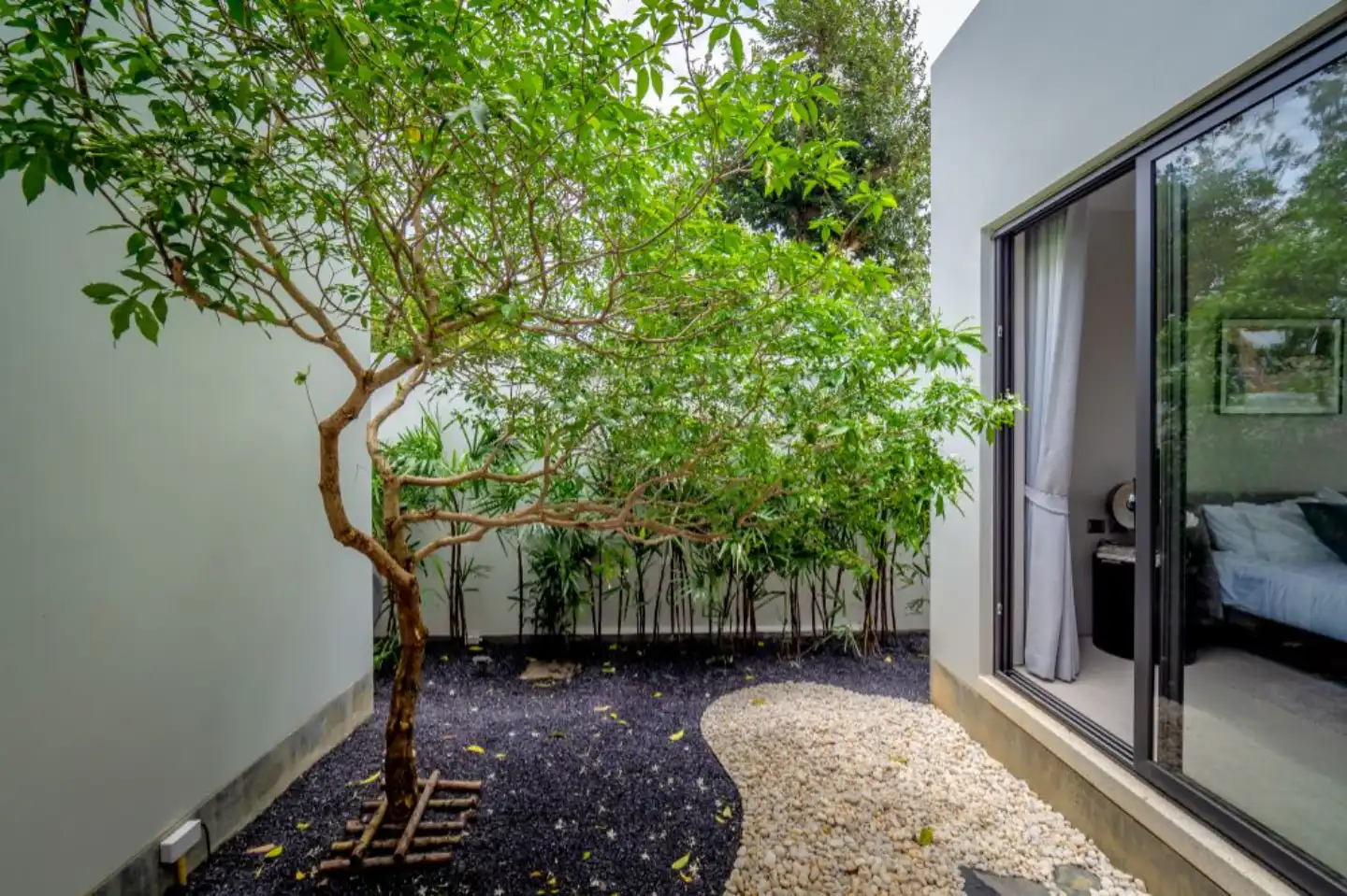 Botanica Modern Loft 3-Bedroom Resale from Private Owner - Photo 21