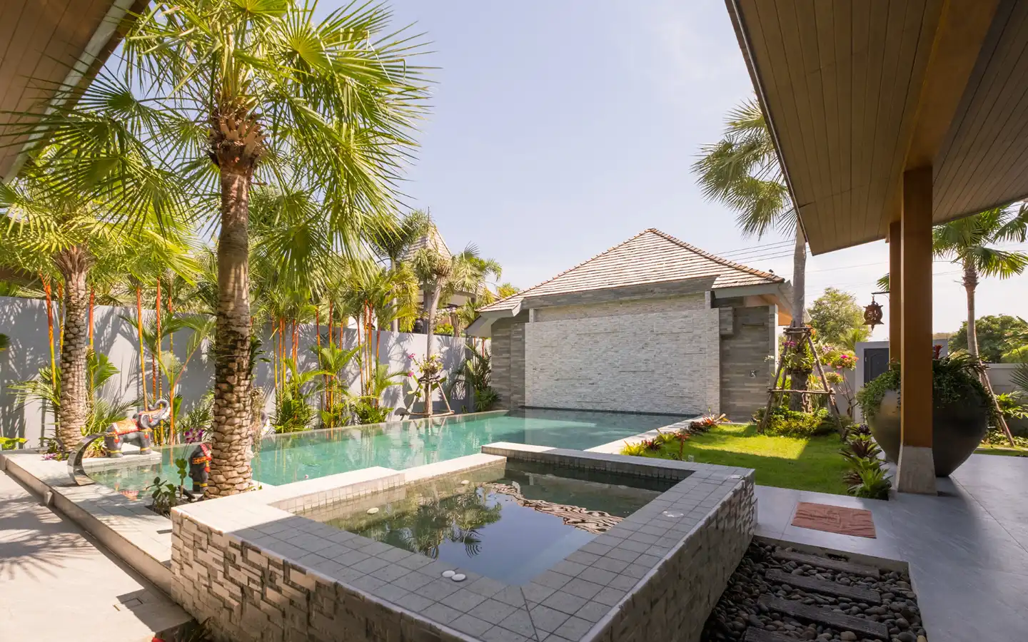 Interior view of Recently Completed 4 Bed Pool Villa for Sale on Pasak 4, Cherngtalay