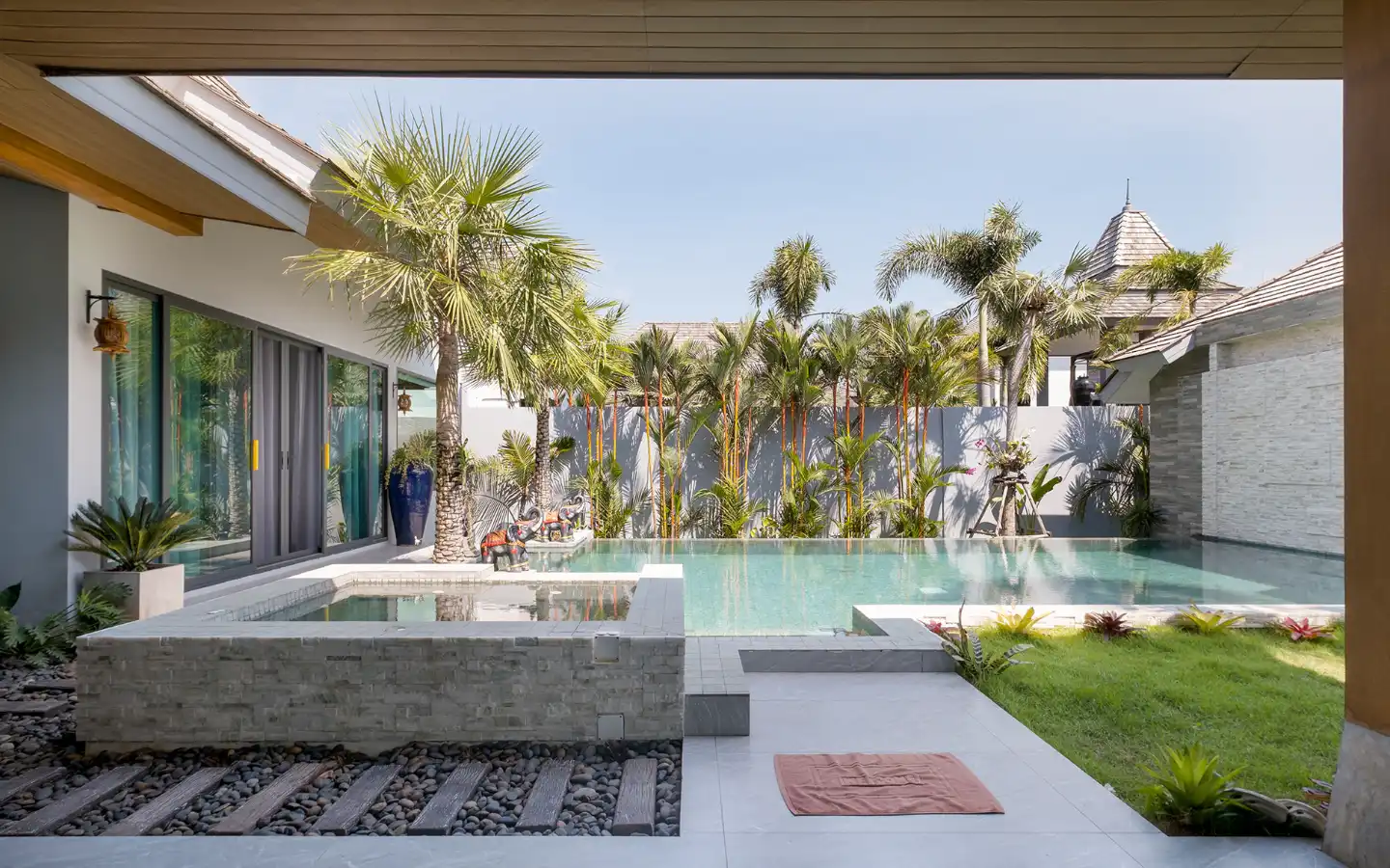 Interior view of Recently Completed 4 Bed Pool Villa for Sale on Pasak 4, Cherngtalay