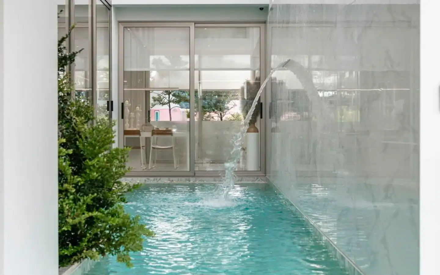 Brand New 3 Bedroom Resale Pool Villa in Residence