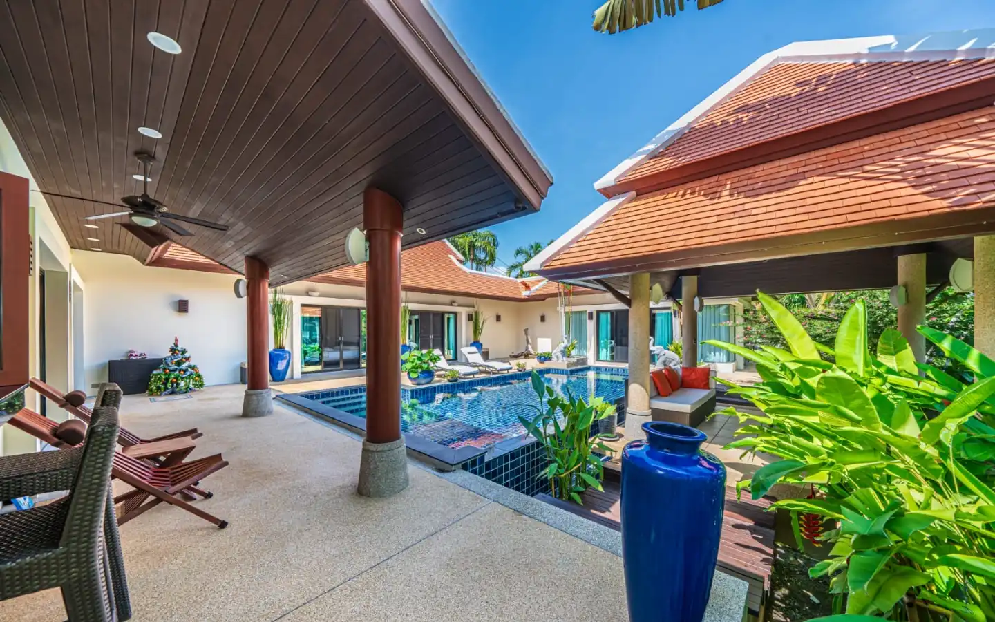 Luxury 4-Bedroom Villa on Generous Land Plot in Baan Bua Naiharn for Sale - Photo 8