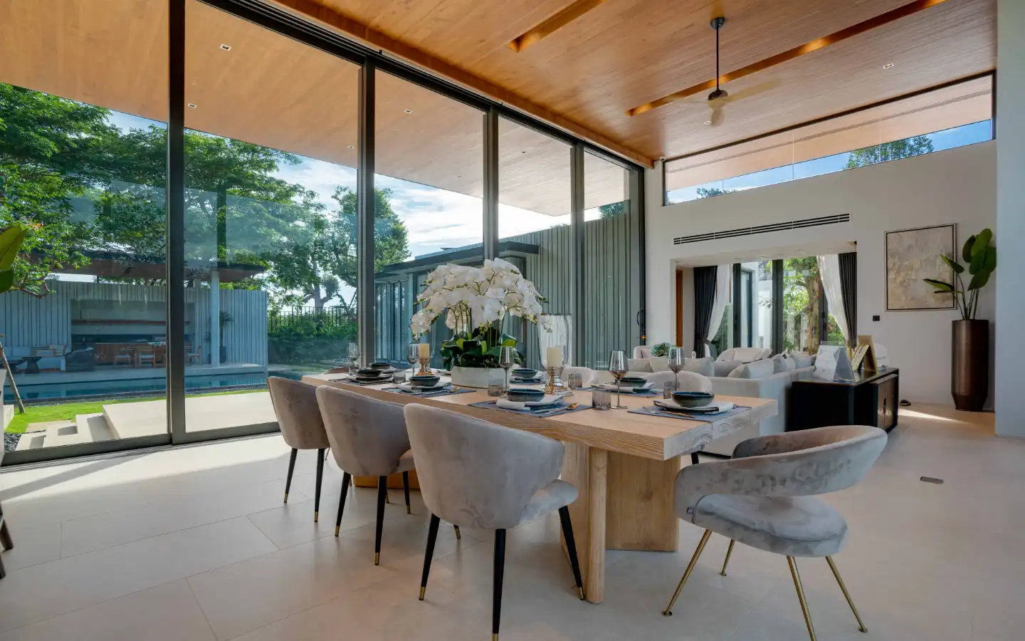 Interior view of Resale 4 Bedroom Villa at Botanica Foresta, Zone A