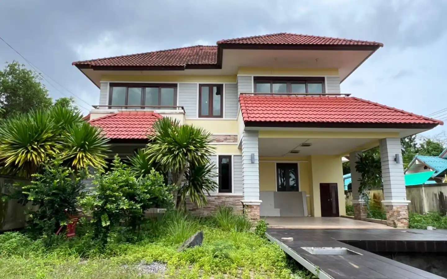 Interior view of 3 Bedroom Fixer-Upper Stand Alone Villa on Pasak 8