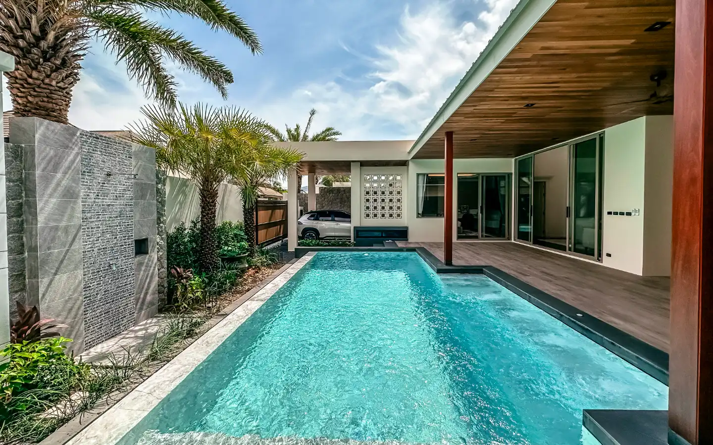 Interior view of 3 Bedroom Private Pool Villa for Sale in Gold Chariot Phuket