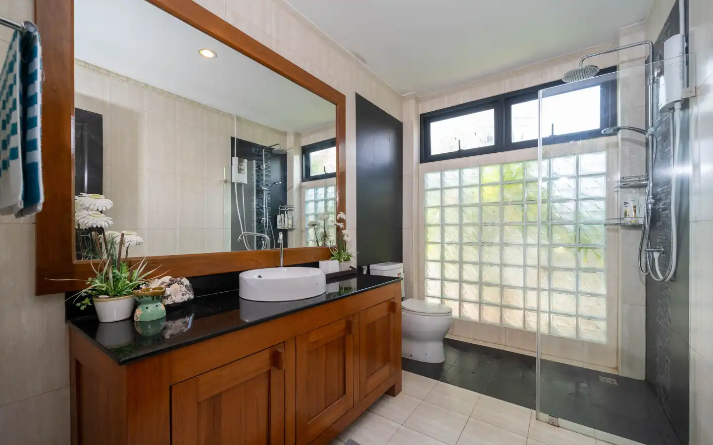 Interior view of 4 Bedroom Resale Pool Villa at Bua Sawan on Pasak 12, Cherngtalay, Phuket