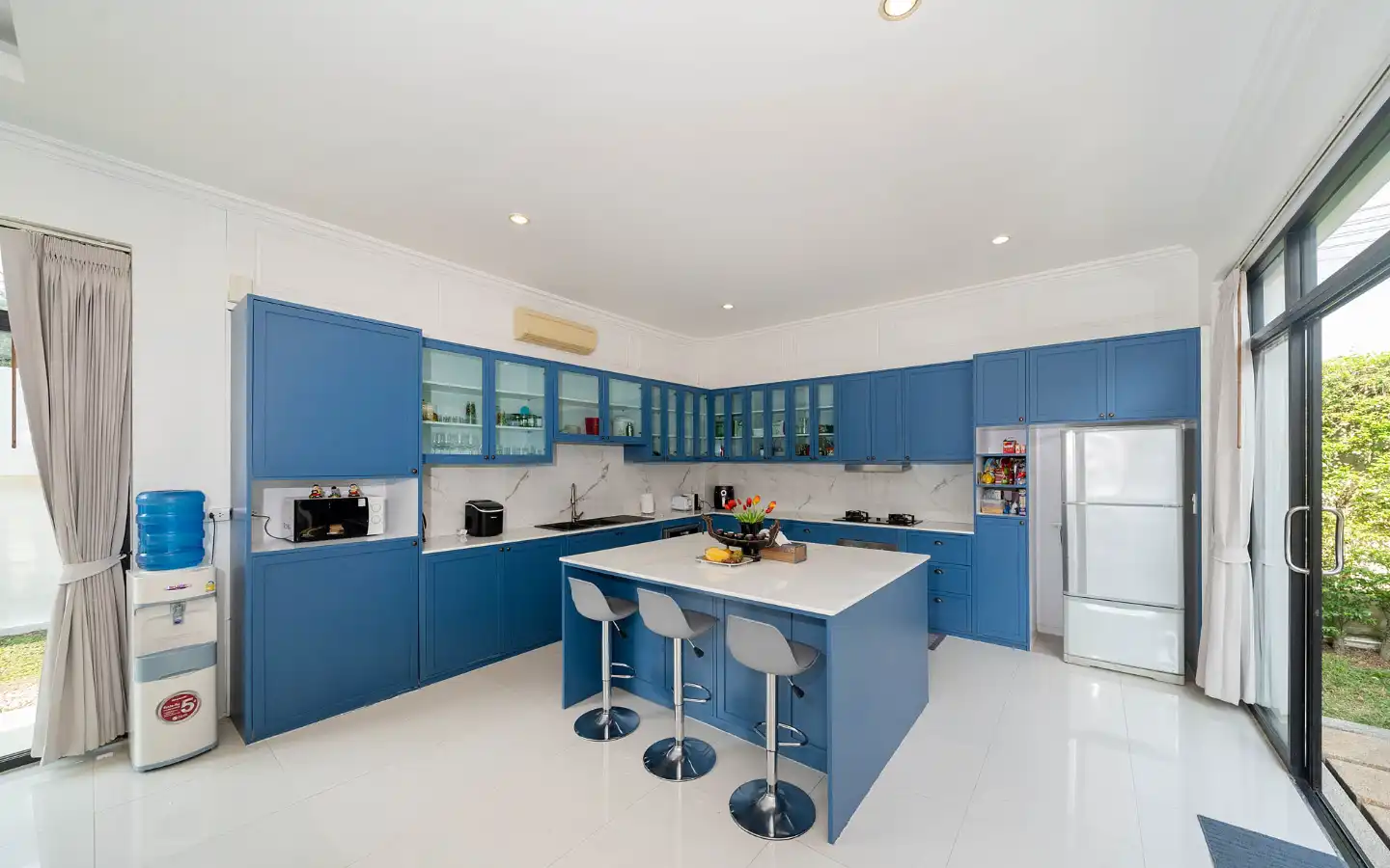Interior view of 4 Bedroom Resale Pool Villa at Bua Sawan on Pasak 12, Cherngtalay, Phuket