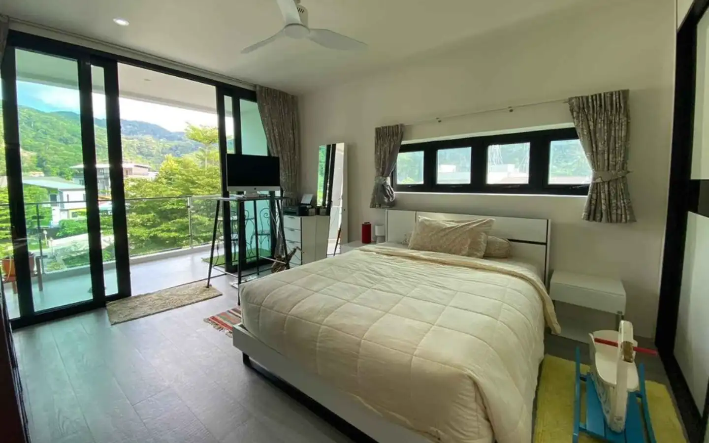 Interior view of 3 Bedroom Lakefront Townhome for Sale in Kamala