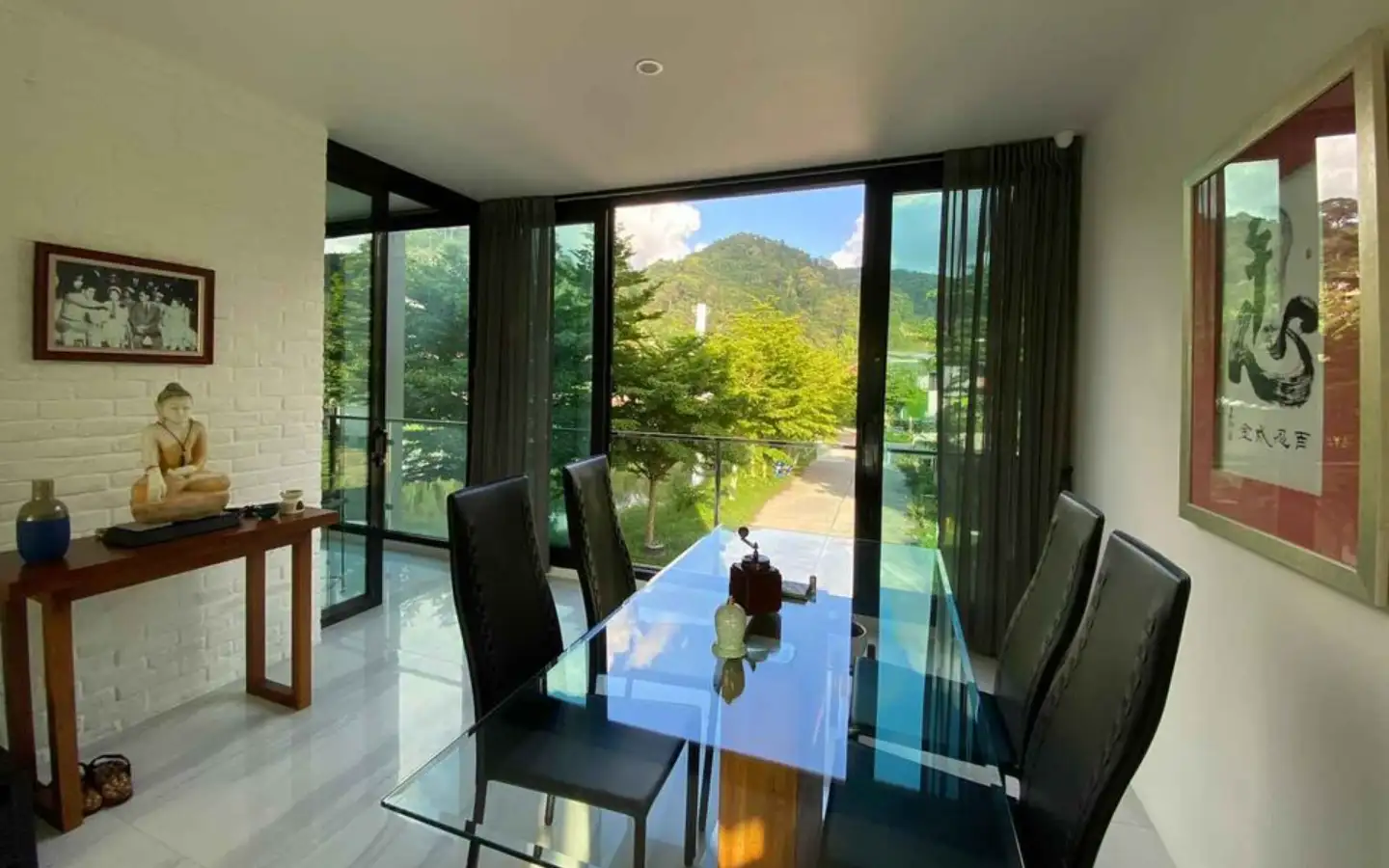 Interior view of 3 Bedroom Lakefront Townhome for Sale in Kamala