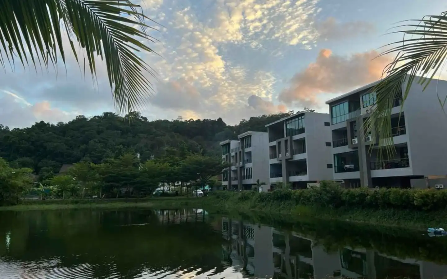 Interior view of 3 Bedroom Lakefront Townhome for Sale in Kamala