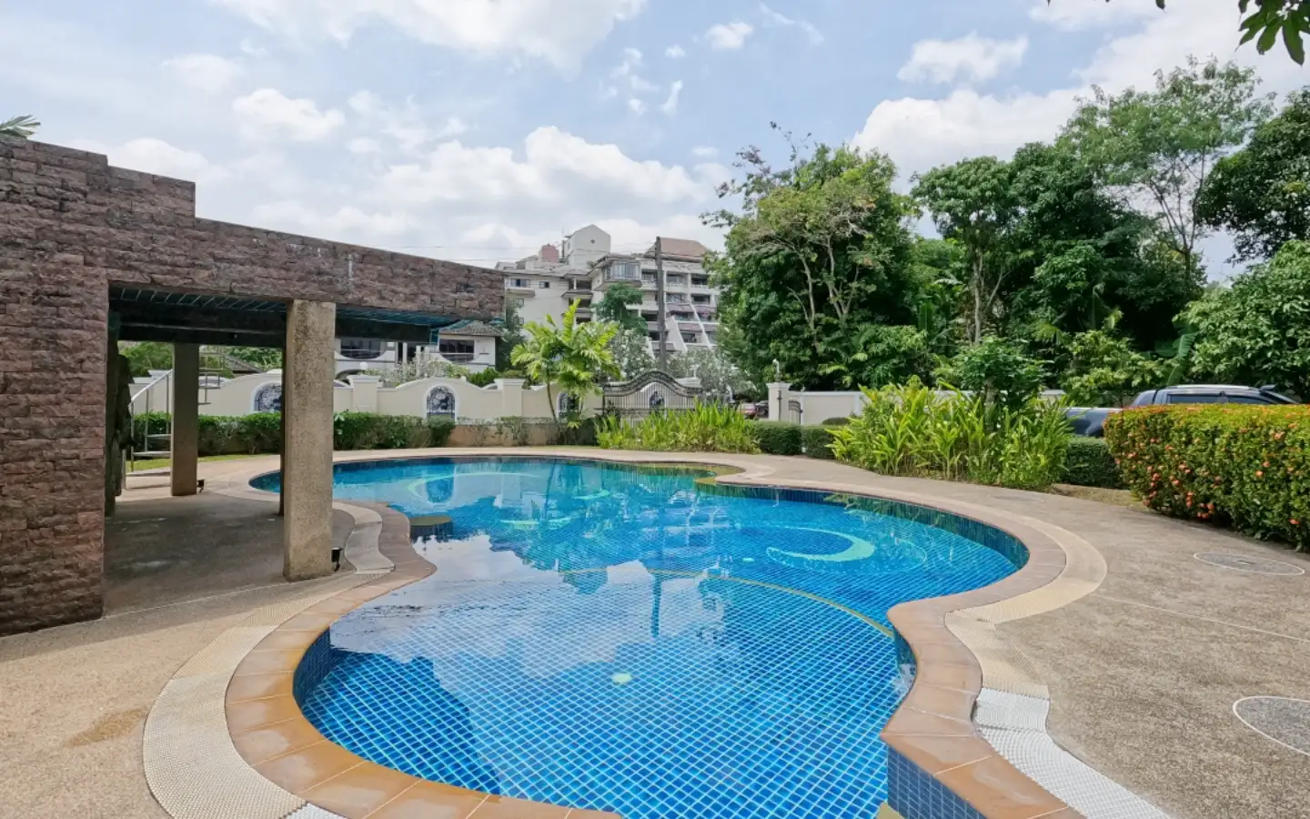Interior view of 6 Bedroom Private Pool Villa for Sale in Kathu