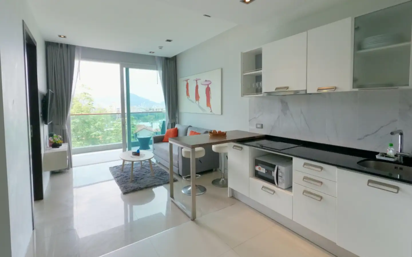 Exterior view of Foreign Freehold Condo for Sale at Emerald Terrace, Patong