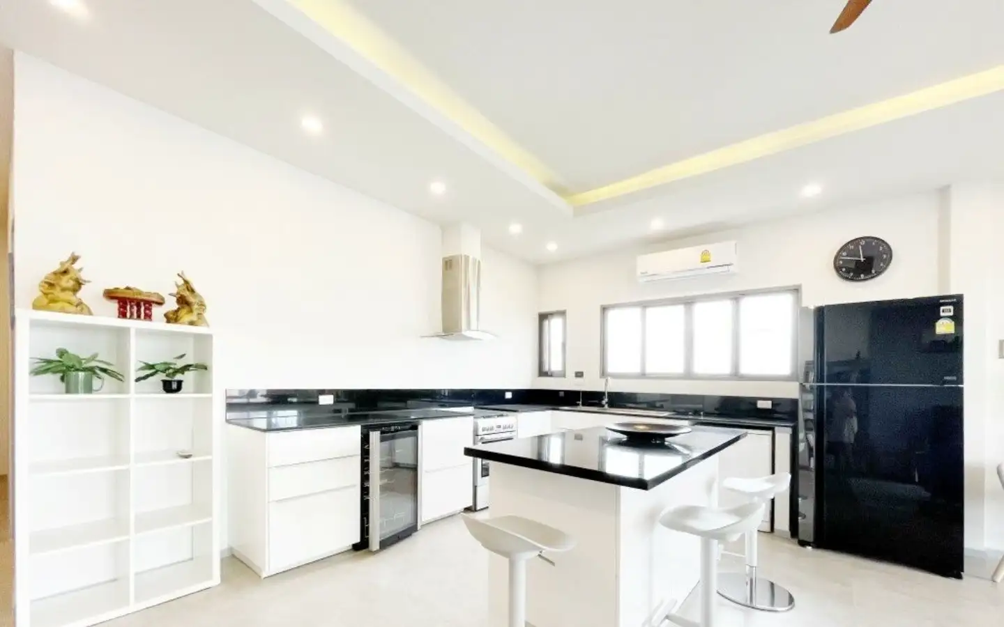 Interior view of 3 Bedroom Standalone Pool Villa for Sale near Layan Beach