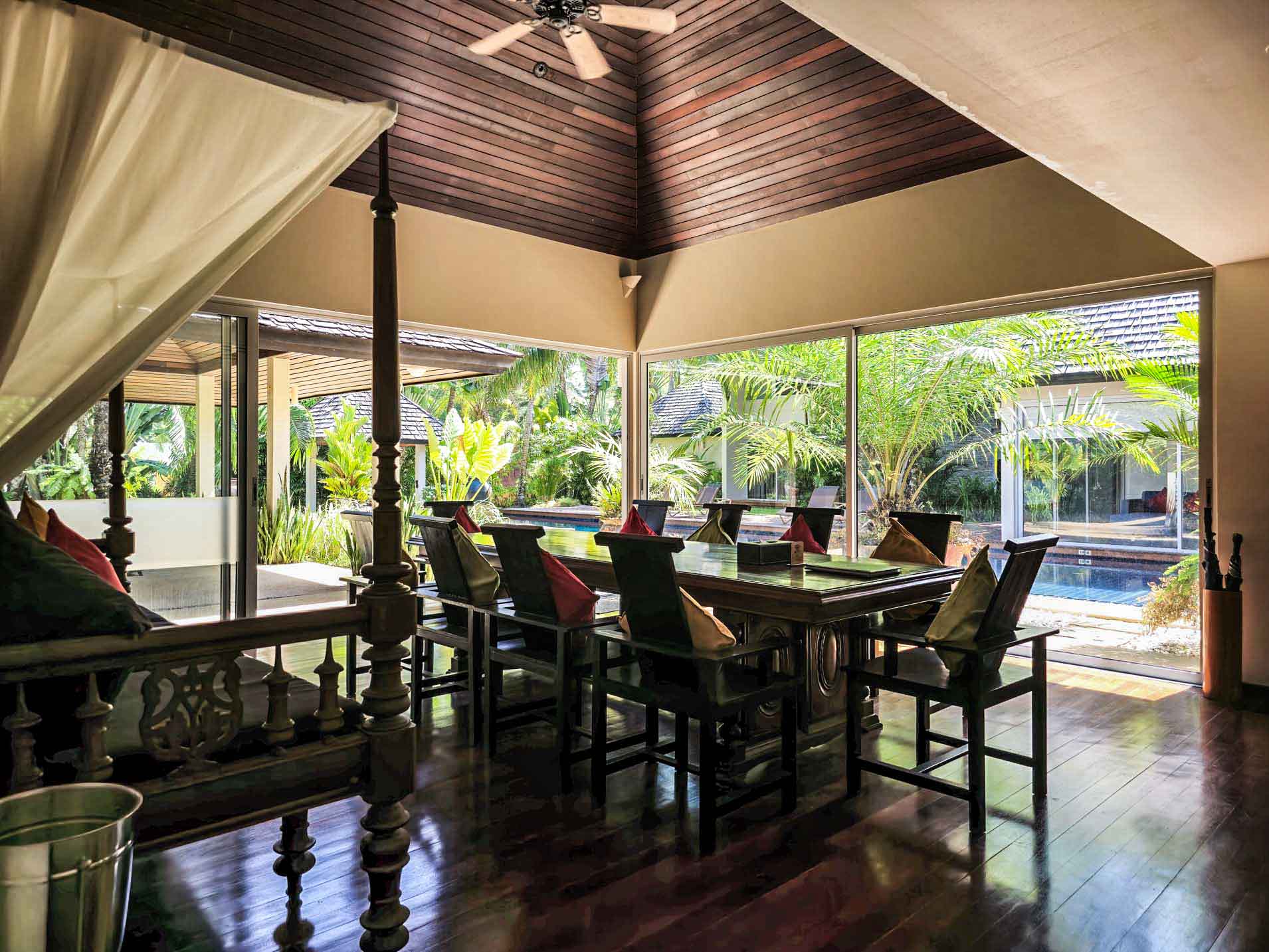 4 Bedroom Villa on 2,013 sqm Land Plot for Sale in the Exclusive Layan Estate, Phuket - Photo 4