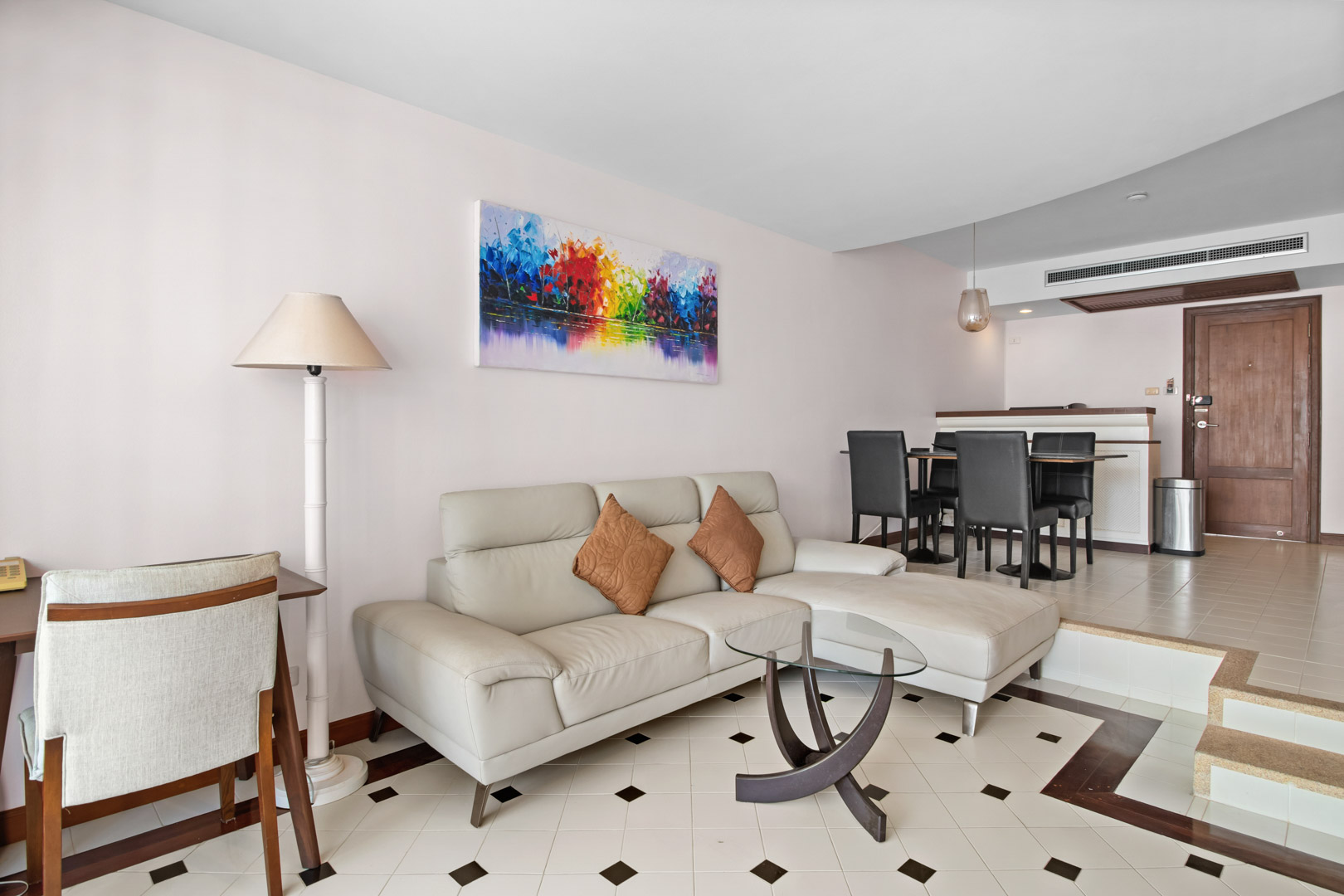 Exterior view of 1-Bed Foreign Freehold Condo For Sale in Sunset Beach Resort, Patong/Kalim